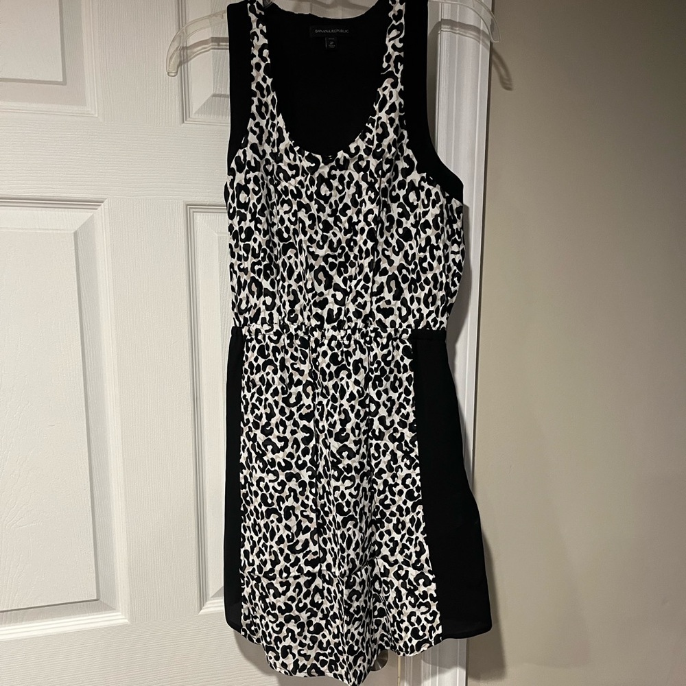Banana Republic Leopard Print Trendy Mini Dress Size 2P